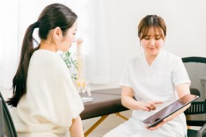カウンセリングの際に悩みを詳しくお聞きしています