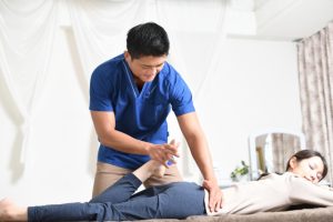 膝関節・足首の動きの動作確認