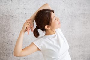 体側を伸ばす運動